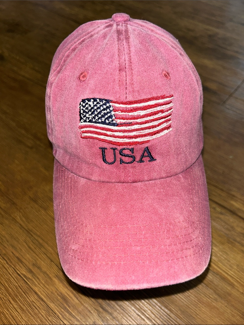 Red USA Flag Embroidered Baseball Cap